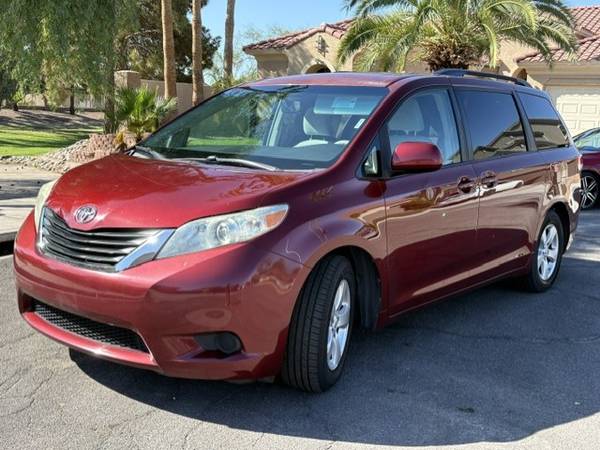2011 Toyota Sienna